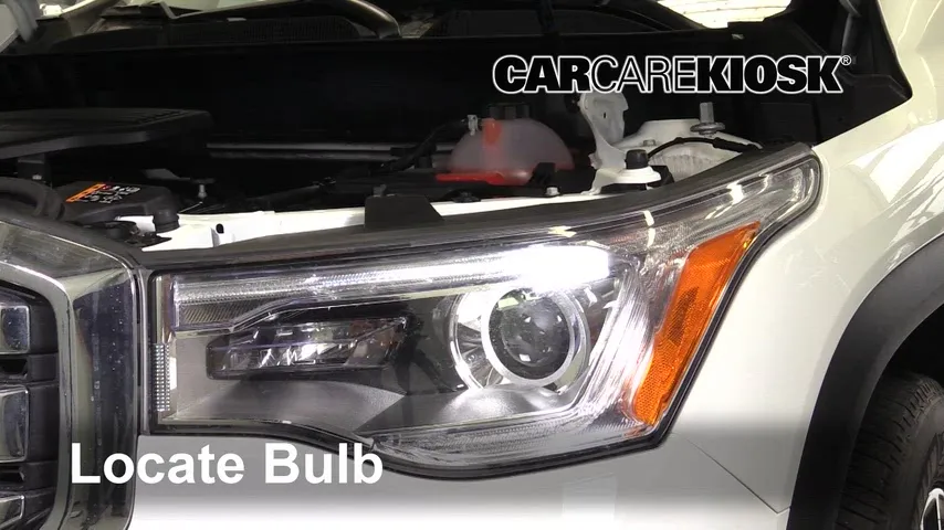 2018 GMC Acadia SLT 3.6L V6 Lights Turn Signal - Front (replace bulb)